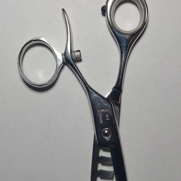 Rusk Alpha Blade Rotating Thumb Shear - 8 Tooth - Picture 4 of 5